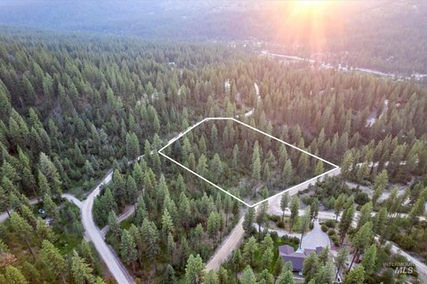 Wooded Residential Land Lot