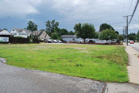 Land, Nashua, NH