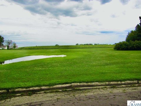 Large Lot in Butterfield, MN