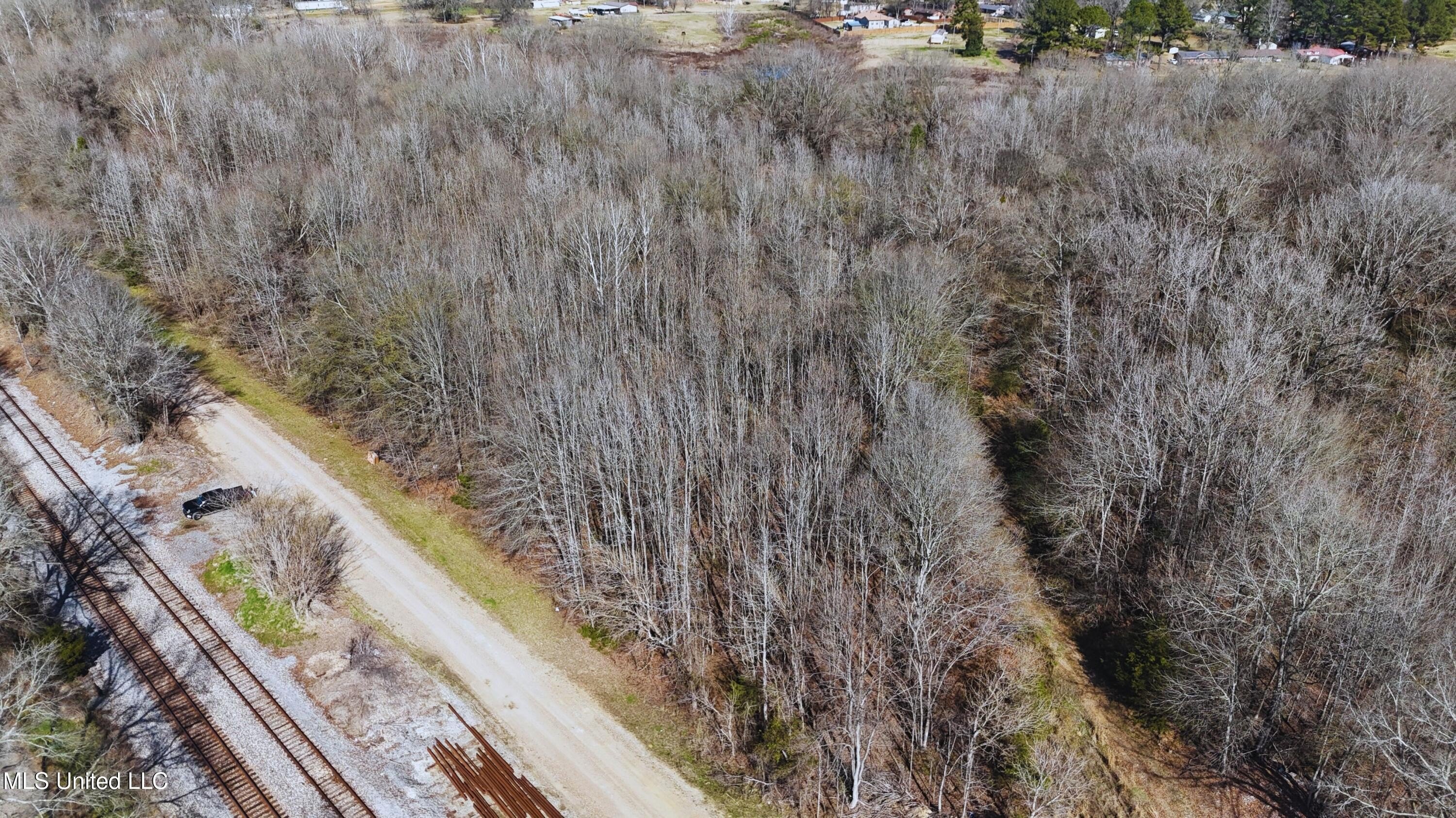 Land Near Ratliff Road, Flora
