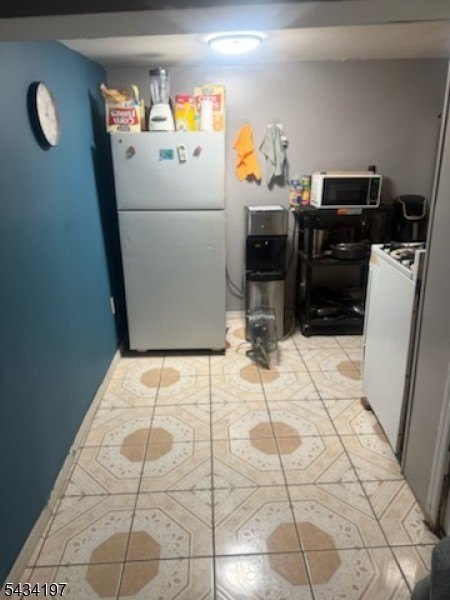 Picture 3