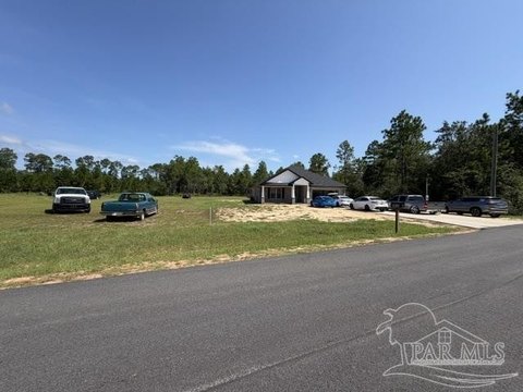 Land, Milton, FL