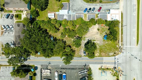 Corner Lot in Holly Hill