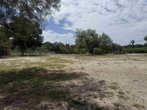 Lot - Del Rio, TX