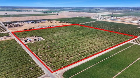 Land, Riverdale, CA