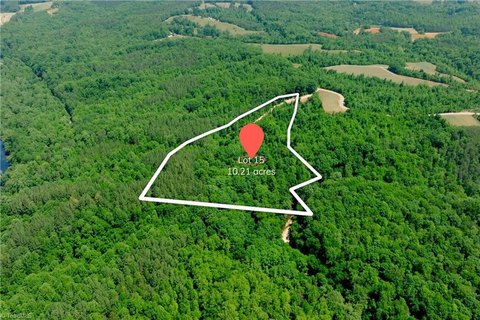 LAND - Pinnacle, NC