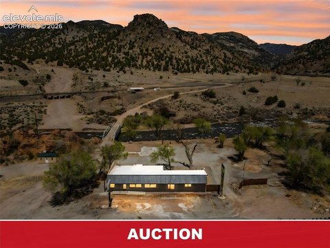Mixed-Use Property with Living Quarters