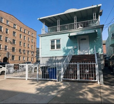 Vacant 2-Family Home, Bronx