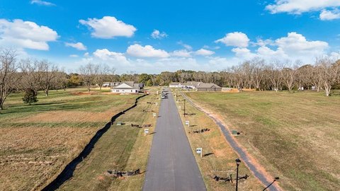 Residential Land in Pine Mountain