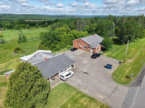 Tenant-Occupied Multifamily with Acreage