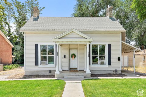 Side-by-Side Duplex with Yard