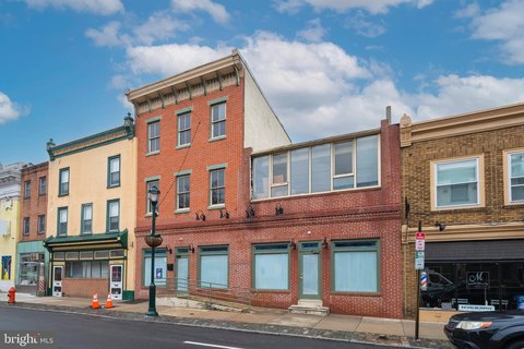Manayunk Commercial Property on Main