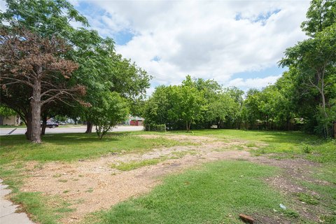 Land in Growing Dallas Area