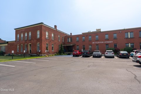 Saratoga Springs Second Floor Office