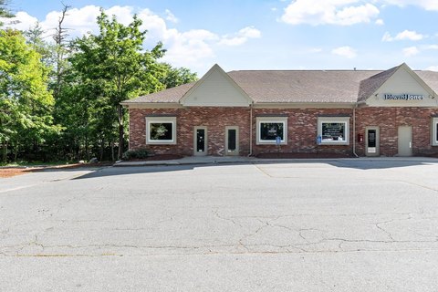End-Unit Spa & Wellness Space