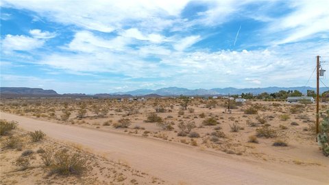 LAND - Yucca, AZ