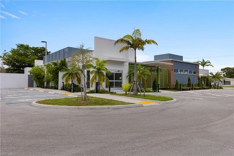 Bonita Springs Restaurant & Bar Opportunity