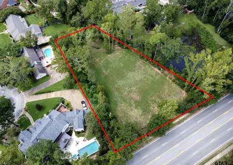 Prime Land in Azalea District