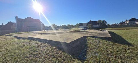 Land, Fort Mitchell, AL