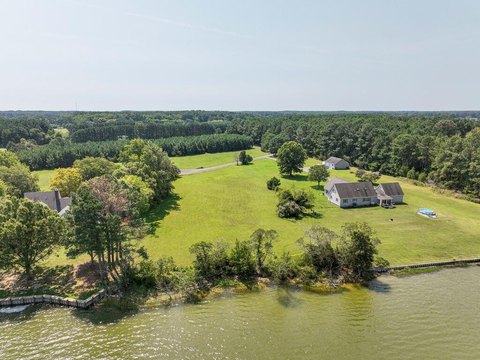 Land, PAINTER, VA