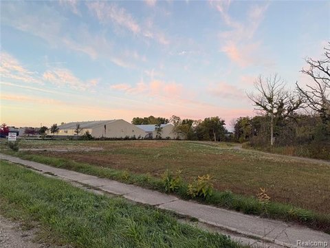 Vacant Land, Waterford Twp, MI