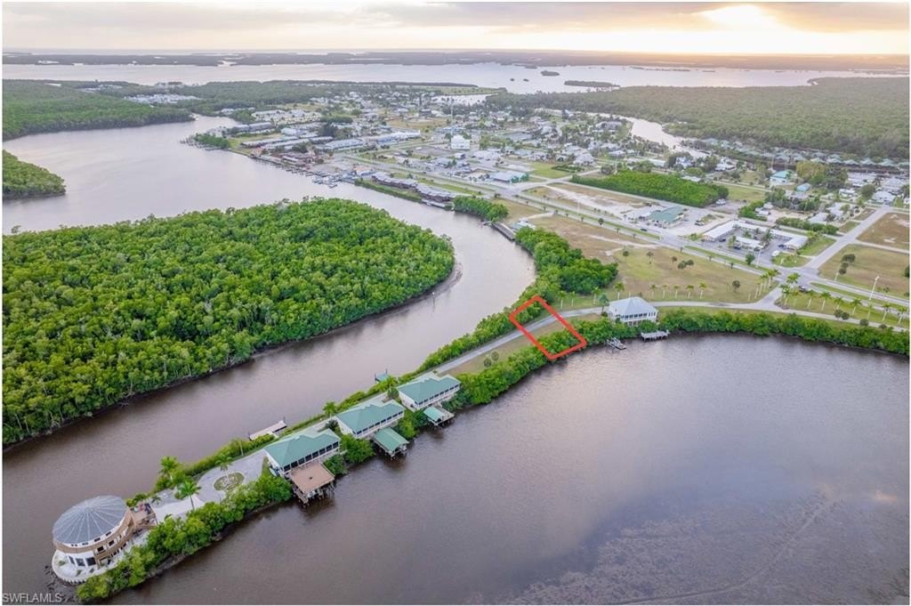 Dual-Waterfront Homesite in Everglades City