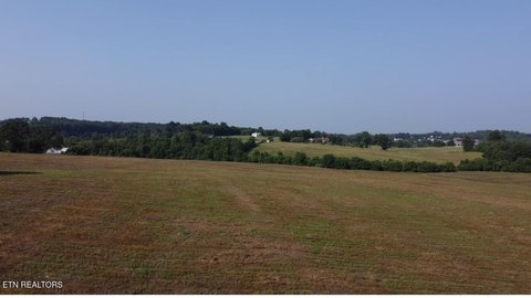 9-Acre Tract Ideal Mini-Farm