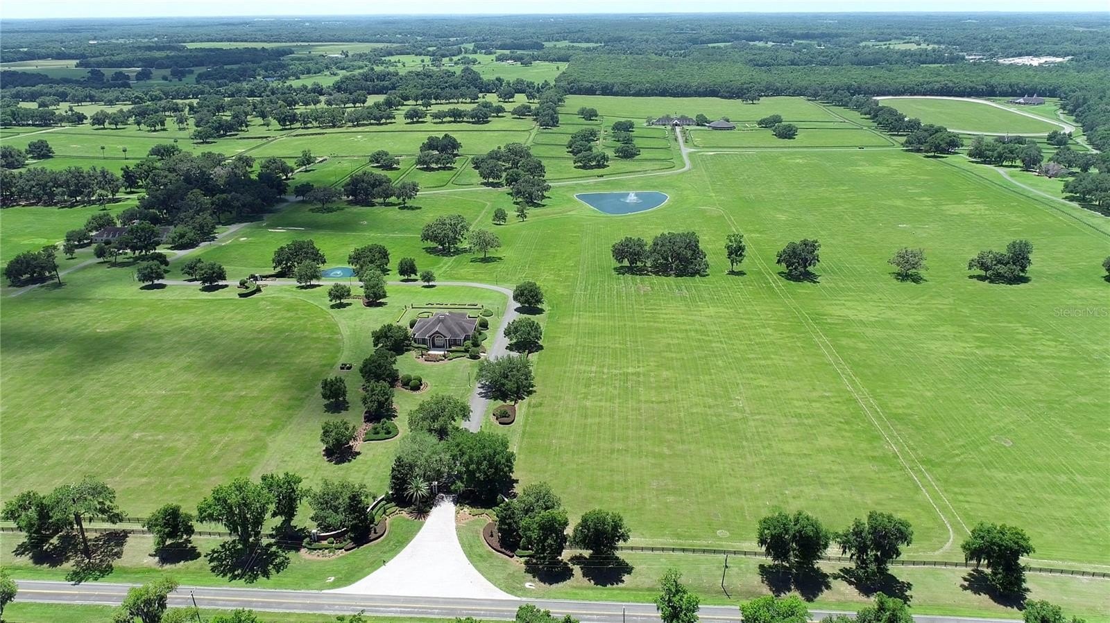 Micanopy Horse Farm with Equine Facilities