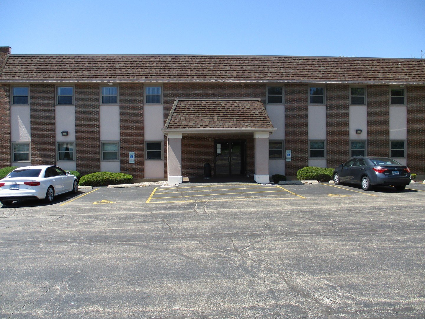 Woodridge Office Space Available