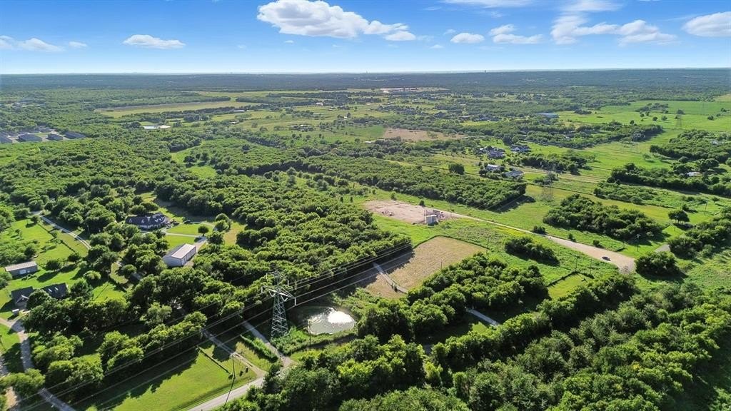 27.5 Acres Near Downtown Mansfield
