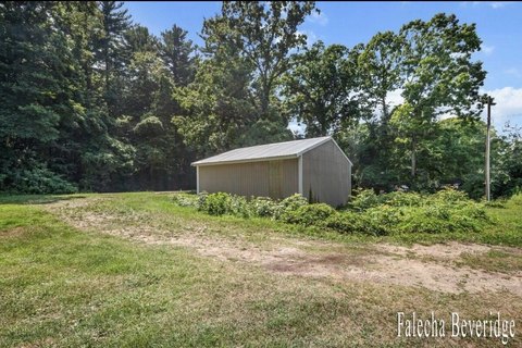 Buildable Lot with Pole Barn