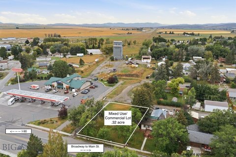 Land, Manhattan, MT
