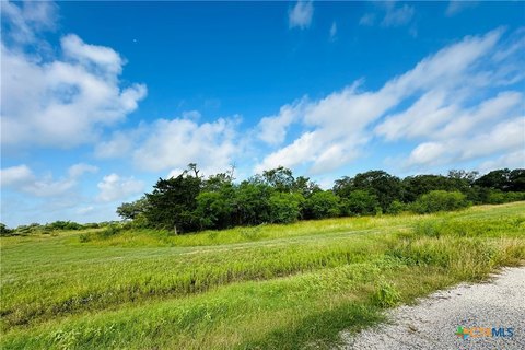 Inez, TX 5.52-Acre Land