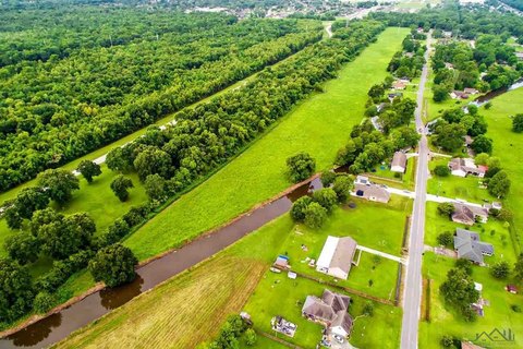 Unrestricted Land in Houma, LA