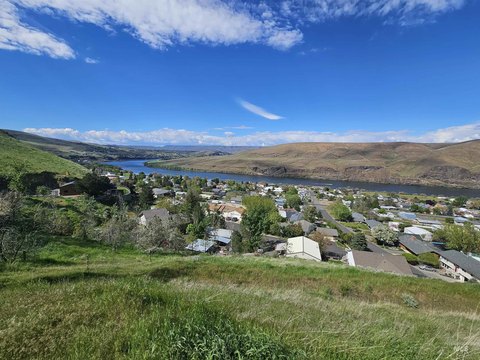 Land with Snake River Views