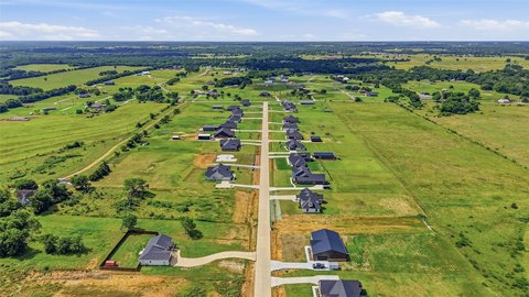 Acreage Lot in Dixie Estates