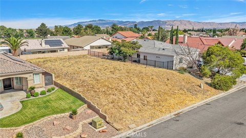 LAND - Victorville, CA
