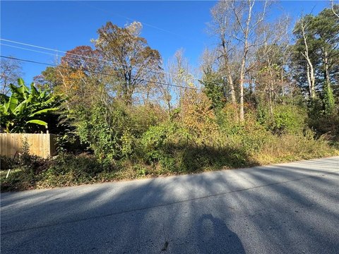 Residential Lot in Austell, GA