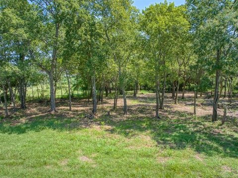LAND - Calera, OK