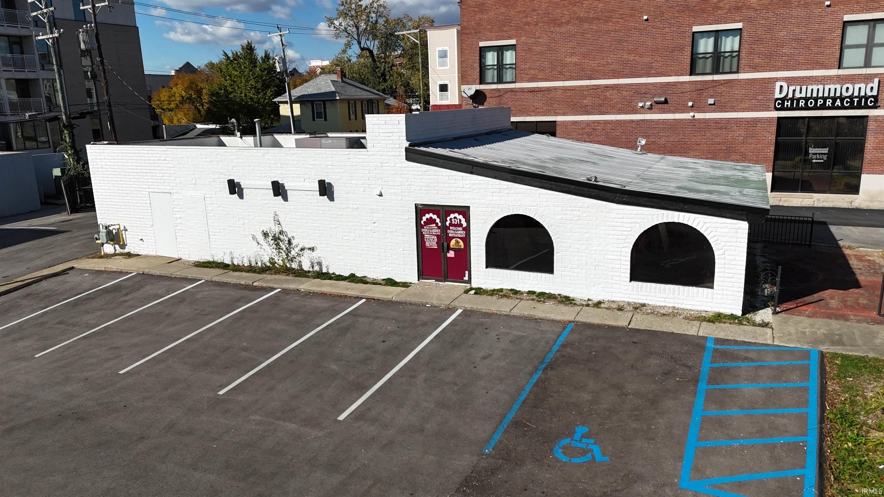 Downtown Retail Space on Walnut