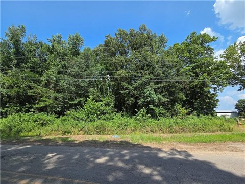 Spacious Residential Tract in Knoxville