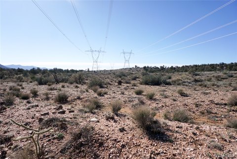 Expansive Desert Property Near Kingman
