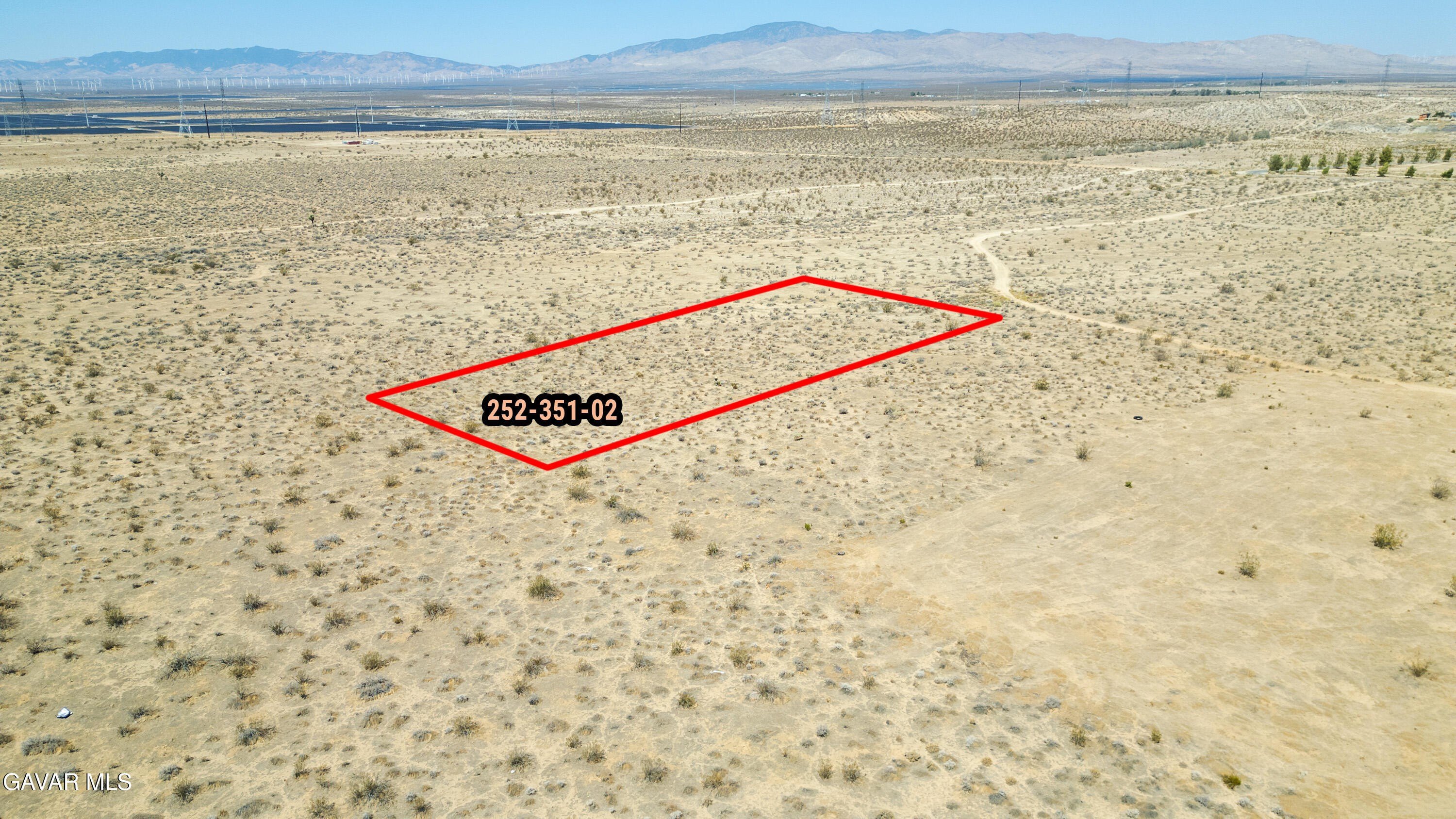 Scenic Land in Rosamond, CA