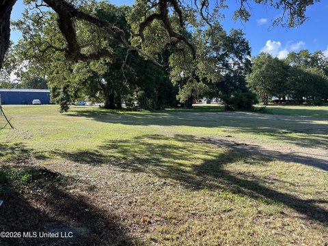 Land, Gulfport, MS