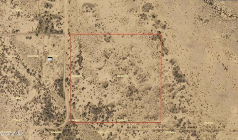 9 Acres Land Near Wittmann