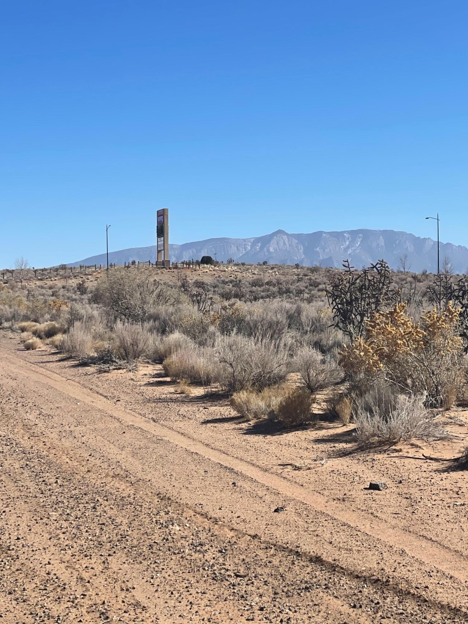 Land in Rio Rancho, NM