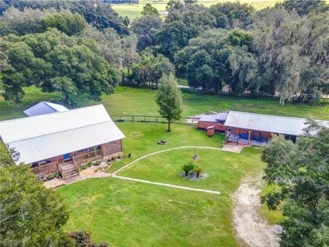 Bushnell 6.7-Acre Equestrian Retreat