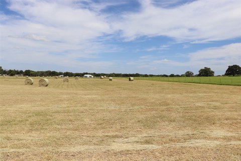Coastal Bermuda Land in Comanche