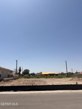 LAND - El Paso, TX