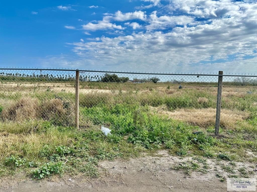 Versatile Land with Warehouse, Residence